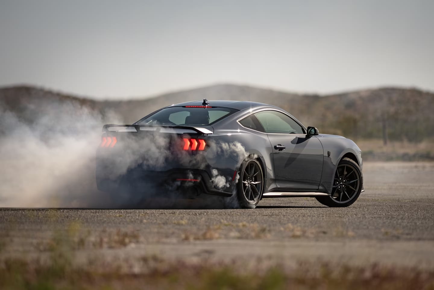 2024 Ford Mustang Dark Horse vs Mustang GT Detailed Review